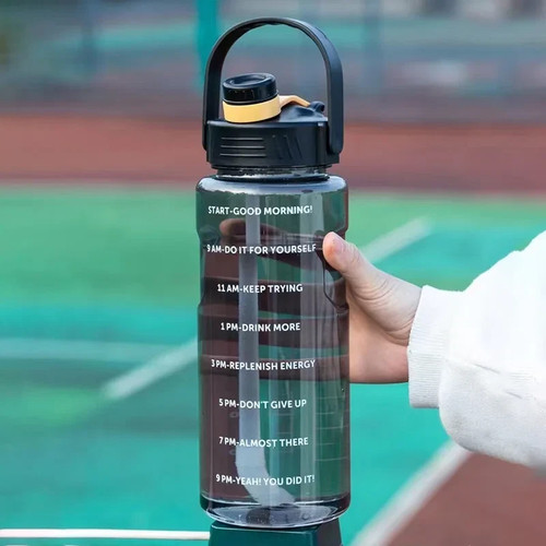 Mega size capacity - 3l, water